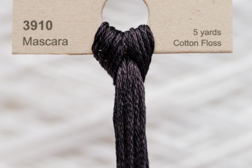 Weeks – Mascara 5 yards 6 strand skein 3910