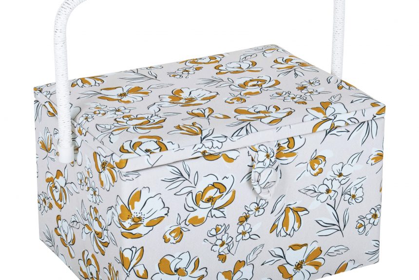 Sewing Box: Spring Flowers – Large