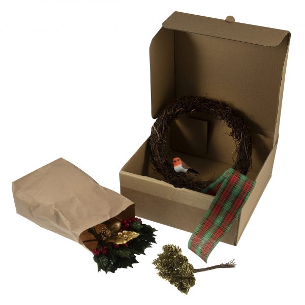 Wreath Kit: Traditional Tartan: 20cm - Image 3