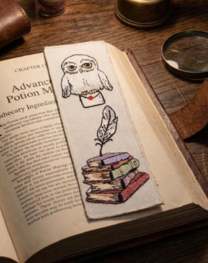 DMC Harry Potter - Hedwig and Books Bookmark Embroidery kit